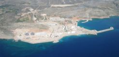 Δεν "περνάει" η πρόταση για «εικονικό αγωγό» στην Κρήτη -  Σε διαγωνισμό για FSRU προσανατολίζεται η ΡΑΕ - Τι απαντάει ο ΔΕΣΦΑ