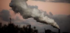 Γιατί ο πόλεμος δικαιολογεί την επανεξέταση του συνοριακού φόρου άνθρακα της ΕΕ