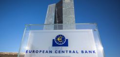 Λαγκάρντ: Μετά από 2 τρίμηνα πιθανή μείωση των επιτοκίων