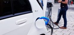 Εγκύκλιος ΑΑΔΕ: Φορολογικά κίνητρα 50-90% για πιο "πράσινη" ηλεκτροκίνηση