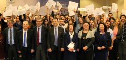 Ο όμιλος Ελληνικά Πετρέλαια βραβεύει για 9η χρονιά τη νέα γενιά