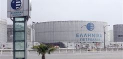 Την Παρασκευή υπογράφεται η συμφωνία ΕΛΠΕ-Rosneft για την προμήθεια πετρελαίου
