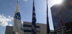 Συγκέντρωση διαμαρτυρίας, με 39 προσαγωγές, έξω από το κτίριο των ΕΛΠΕ