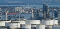 Αποδεσμεύει 2 εκατ. βαρέλια πετρελαίου από τα στρατηγικά αποθέματα η Ελλάδα – Θετικά δεδομένα προς ώρας για την επάρκεια – Διαχειρίσιμη η αυξημένη υπερπαραγωγή ΑΠΕ το Πάσχα