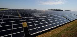 Βρετανία: Νέο ρεκόρ παραγωγής από φ/β στα 9,47 GW το μεσημέρι της Δευτέρας - Τροχοπέδη ανάπτυξης οι ρυθμιστικές εκκρεμότητες
