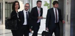 Αύριο στις 5 το απόγευμα οι επαφές Σκουρλέτη-θεσμών