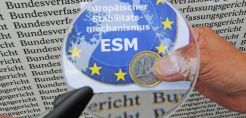 Τριετές πρόγραμμα από τον ESM ζητά η Ελλάδα