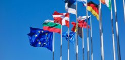 EE: Ανεπίσημη συμφωνία στο Ευρωκοινοβούλιο για κατάργηση του ρωσικού αερίου νωρίτερα, στα τέλη του 2027 – Αναμένεται πρόταση Κομισιόν για το πετρέλαιο στις αρχές του 2026