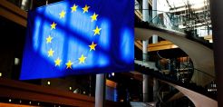 Στο Δικαστήριο της ΕΕ η γερμανική κυβέρνηση προς υποστήριξη του "deal" RWE-E.ON