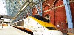 Σε δύο τρένα της Eurostar πέρασαν τη νύχτα εκατοντάδες επιβάτες λόγω βλάβης στο καλώδιο τροφοδοσίας