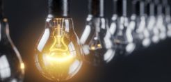 Μεγαλύτερη προστασία στους ευάλωτους καταναλωτές προτείνει η ΡΑΕ - Ποιες αλλαγές θέτει στο τραπέζι