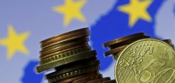Συρρικνώθηκε το εμπορικό πλεόνασμα της ευρωζώνης τον Ιούνιο