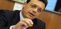 Σε ημερίδα με θέμα "Βιώσιμη κινητικότητα στους ΟΤΑ" θα μιλήσει αύριο ο Φάμελλος