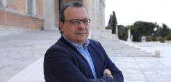 Η ενεργειακή μετάβαση αποτελεί παράλληλα ευκαιρία και κίνδυνο για την Ελλάδα