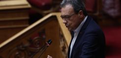 Φάμελλος: Δεν έχει καμιά επιστημονική βάση η συσχέτιση πυρκαγιών με ανεμογεννήτριες - Αδικαιολόγητη καθυστέρηση στο Ειδικό Χωροταξικό των ΑΠΕ