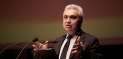 Birol (IEA): Δίκτυα και πρώτες ύλες, οι δύο παράγοντες που θα καθορίσουν την ανάπτυξη της αιολικής βιομηχανίας στην Ευρώπη