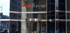 Fitch: Διαταραχές σε οικονομία-βιομηχανία από την απαγόρευση εισαγωγής ρωσικού αερίου