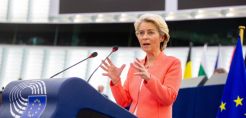 Λάιεν: Έρχονται μέτρα για την ταχύτερη αδειοδότηση αιολικών και βελτίωση των διαγωνισμών ΑΠΕ