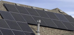 Επεκτείνεται το net-metering και στην υψηλή τάση – Καταργούνται τα εμπόδια για συλλογική αυτοπαραγωγή νοικοκυριών σε πολυκατοικίες μέσω φωτοβολταϊκών 