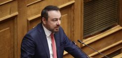 Η ΔΕΗ κλείνει την Πτολεμαΐδα 5 και η κυβέρνηση της «κλείνει το μάτι»