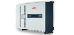 Η Fronius παρουσιάζει τον νέο μετατροπέα Fronius TAURO ECO 50.0 – 100.0-3-P για μεγάλα φ/β έργα