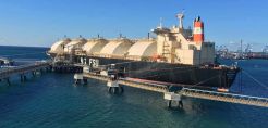 ΔΕΣΦΑ: Πιο συμφέρουσα η αγορά FSU για τη Ρεβυθούσα – Επιπλέον 50 φορτία LNG το επόμενο 12μηνο αν διακοπεί το ρωσικό αέριο 