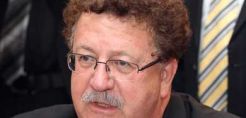 Συνεργασία µε τις τοπικές κοινωνίες