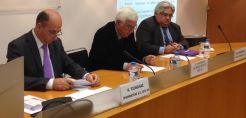 Εγκρίθηκε η απόσχιση του ΑΔΜΗΕ: Οι τράπεζες απέσυραν τις επιφυλάξεις τους παίρνοντας πρόσθετες εγγυήσεις και εκχώρηση απαιτήσεων από τη ΔΕΗ