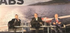 Α. Τσιμπλάκης: Το μέλλον ανήκει στο LNG δηλώνουν οι τρεις κορυφαίοι Έλληνες του κλάδου