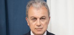 Αμανατίδης: Ενάντια στην αδειοδότηση για πλωτά φωτοβολταϊκά στη λίμνη Πολυφύτου