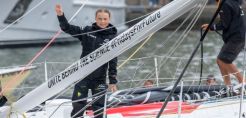 Γκρέτα Τούνμπεργκ: Σταματήστε να καταστρέφετε τη φύση