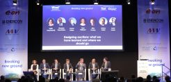 Global Wind Summit στο Αμβούργο: Μια νέα γενιά μικρομεσαίων εταιρειών γύρω από τους μεγάλους της αιολικής ενέργειας – Ευκαιρίες και για την Ελλάδα