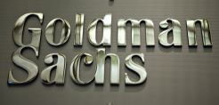Goldman Sachs: Αφήστε τις μετοχές και στραφείτε στο πετρέλαιο