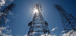 Ανατροπές στην χονδρεμπορική αγορά ηλεκτρισμού: «έκρηξη» για ΟΤΣ και εισαγωγές