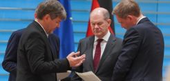 Γερμανία: Εγκρίθηκε ο προϋπολογισμός του 2024 - Σταδιακή κατάργηση επιδοτήσεων σε αγροτικο πετρέλαιο και για αγορά ηλεκτρικών οχημάτων