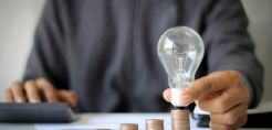 Μέτρα για τις αυξήσεις στο ρεύμα λαμβάνει η κυβέρνηση - Σύντομα ανακοινώνονται οι αποφάσεις