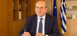 Χατζηδάκης: Η πραγματικότητα εκδικείται όσους έκαναν εύκολη κριτική στην πολιτική μας για τις ΑΠΕ
