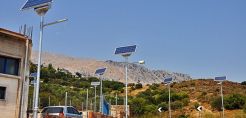 Χίος: Φωτισμός κόμβου διέλευσης οχημάτων με τη βοήθεια των φωτοβολταϊκών