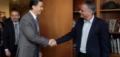 Συνάντηση Σκουρλέτη με τον Χόκσταϊν για αγωγούς, πλωτό Αλεξανδρούπολης και ΔΕΣΦΑ 