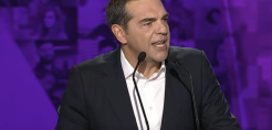 Τσίπρας στη ΔΕΘ: Επανεθνικοποίηση της ΔΕΗ στο 51% - Υποχρεωτικά σταθερά συμβόλαια στη χονδρική ρεύματος και πλαφόν στη λιανική