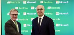 Iberdrola: Σε λειτουργία μεγάλο φωτοβολταϊκό 316 MW στην επαρχία της Ισπανίας