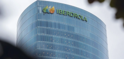 Iberdrola: Σε λειτουργία μεγάλο φωτοβολταϊκό 316 MW στην επαρχία της Ισπανίας