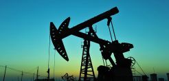 IEA: Η επανεξισορρόπηση της αγοράς πετρελαίου παραμένει εύθραυστη
