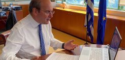 Κ. Χατζηδάκης: «Το χωροταξικό – πολεοδομικό νομοσχέδιο είναι μια μεγάλη και οριζόντια τομή τόσο για την Ανάπτυξη όσο και για το Περιβάλλον»