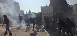 Ενταση και χημικά στο συλλαλητήριο των αγροτών στο Σύνταγμα