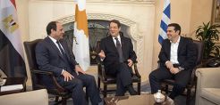 Το φυσικό αέριο στο επίκεντρο της τριμερούς Αιγύπτου, Ελλάδας και Κύπρου σήμερα στο Κάιρο