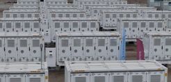 Δικαιώθηκε από τη ΡΑΑΕΥ ιδιοκτήτης φωτοβολταϊκού που μείωσε την ισχύ για να αποφύγει την τηλεποπτεία - Δεν υπολογίζεται η καθυστέρηση του ΔΕΔΔΗΕ στο πρόστιμο