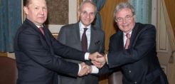 Η υπογραφή μνημονίου της ΔΕΠΑ με Gazprom-Edison ενισχύει τον ενεργειακό ρόλο της Ελλάδος