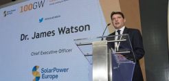 Στο ΥΠΟΙΚ σήμερα η Solar Power Europe για lobbying σχετικά με τα κινεζικά φωτοβολταϊκά