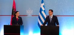 Για την αναβάθμιση της ηλεκτρικής διασύνδεσης και τα νέα έργα LNG συζήτησε ο Σκρέκας με την κυβέρνηση της Αλβανίας